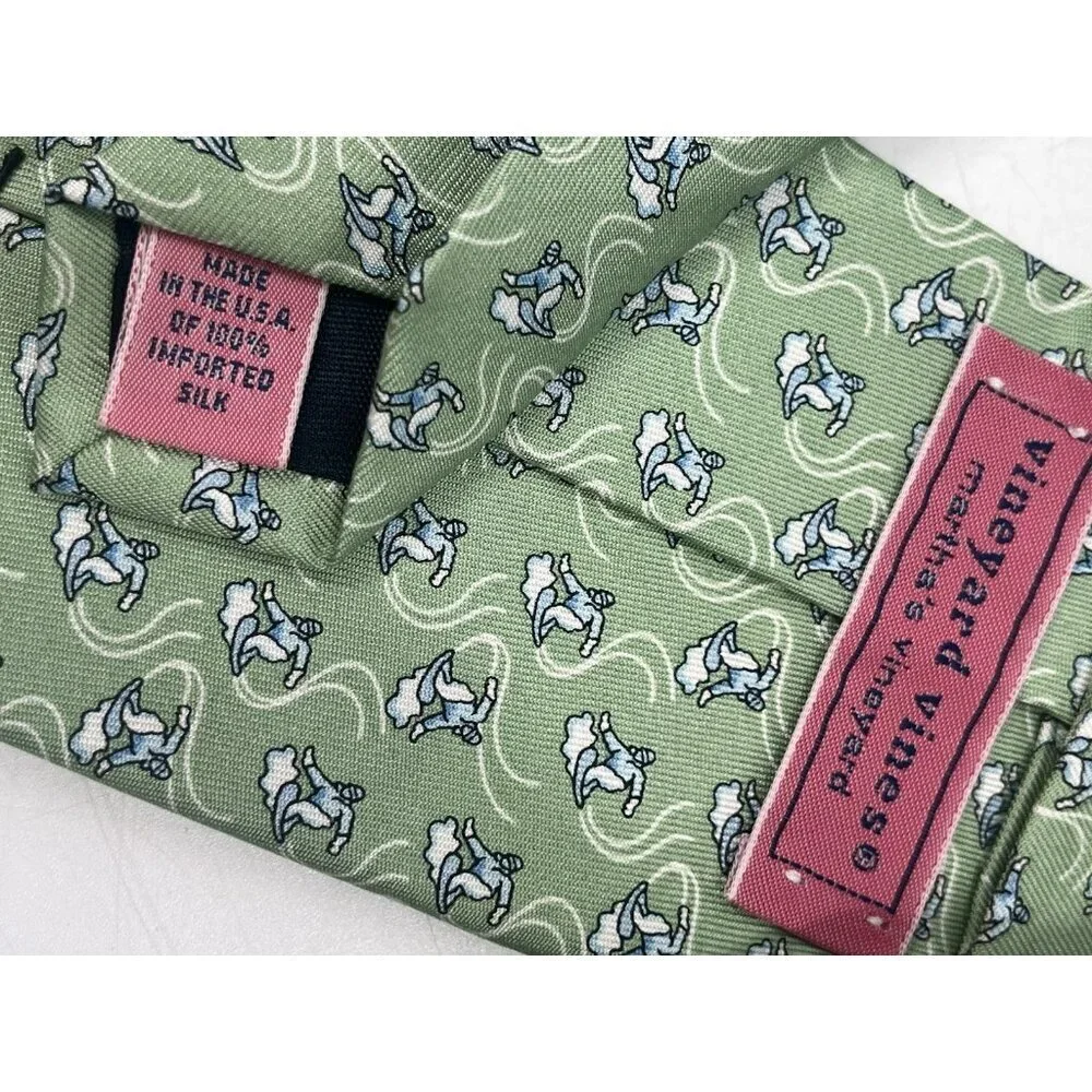 Vineyard Vines 100% Silk Tie Green Snowboarder Hand Made 3.5